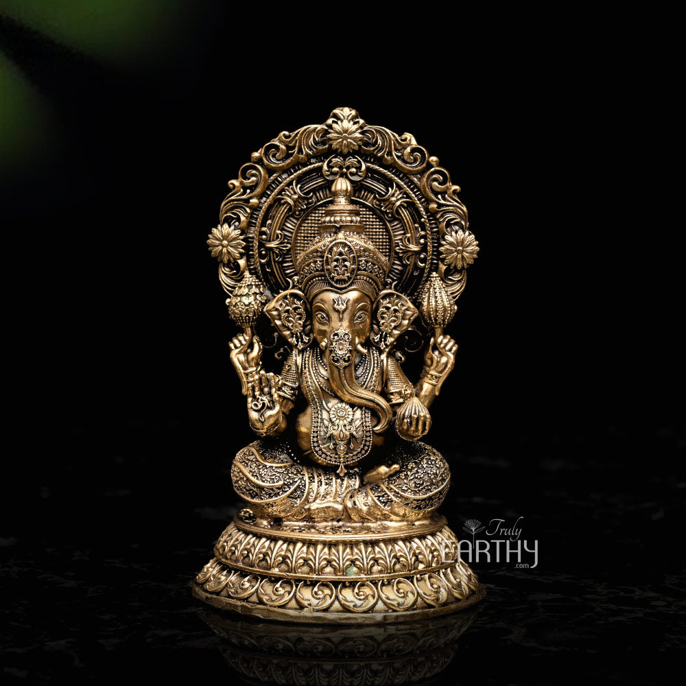 Superfine Ganpati Statue (Miniature Brass Statue)