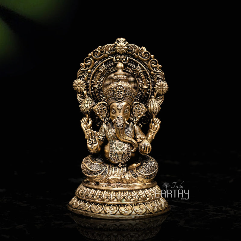Superfine Ganpati Statue (Miniature Brass Statue)