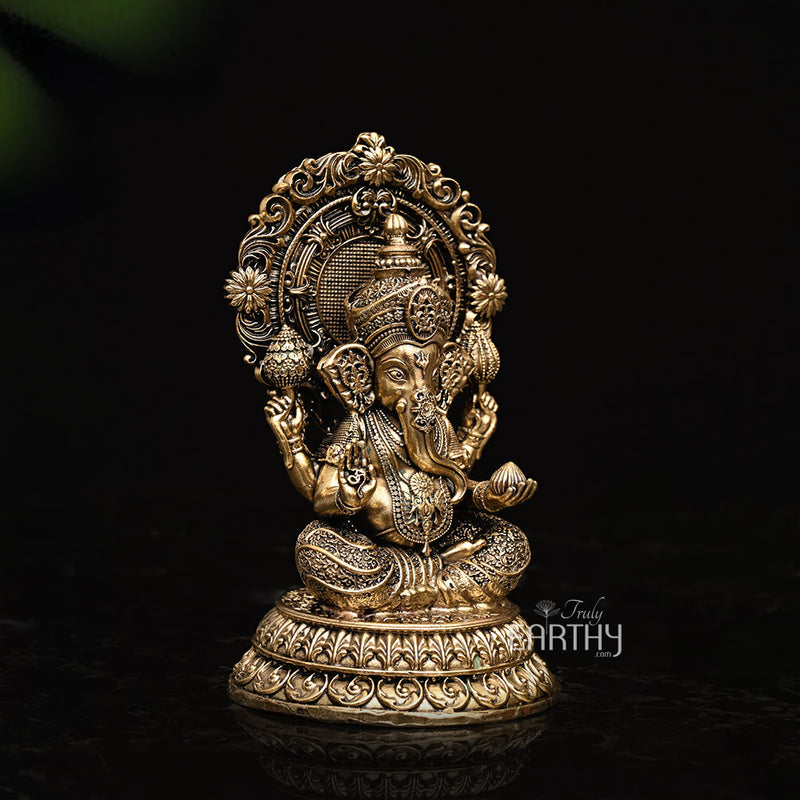 Superfine Ganpati Statue (Miniature Brass Statue)