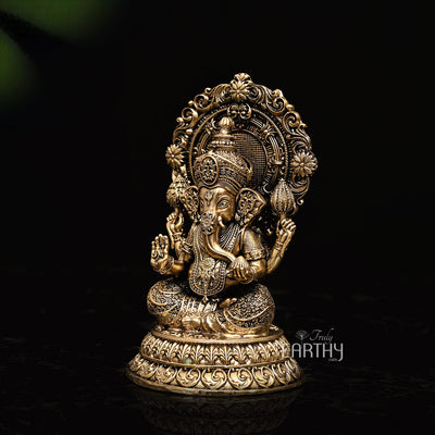 Superfine Ganpati Statue (Miniature Brass Statue)