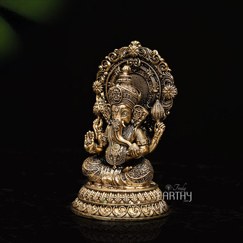 Superfine Ganpati Statue (Miniature Brass Statue)
