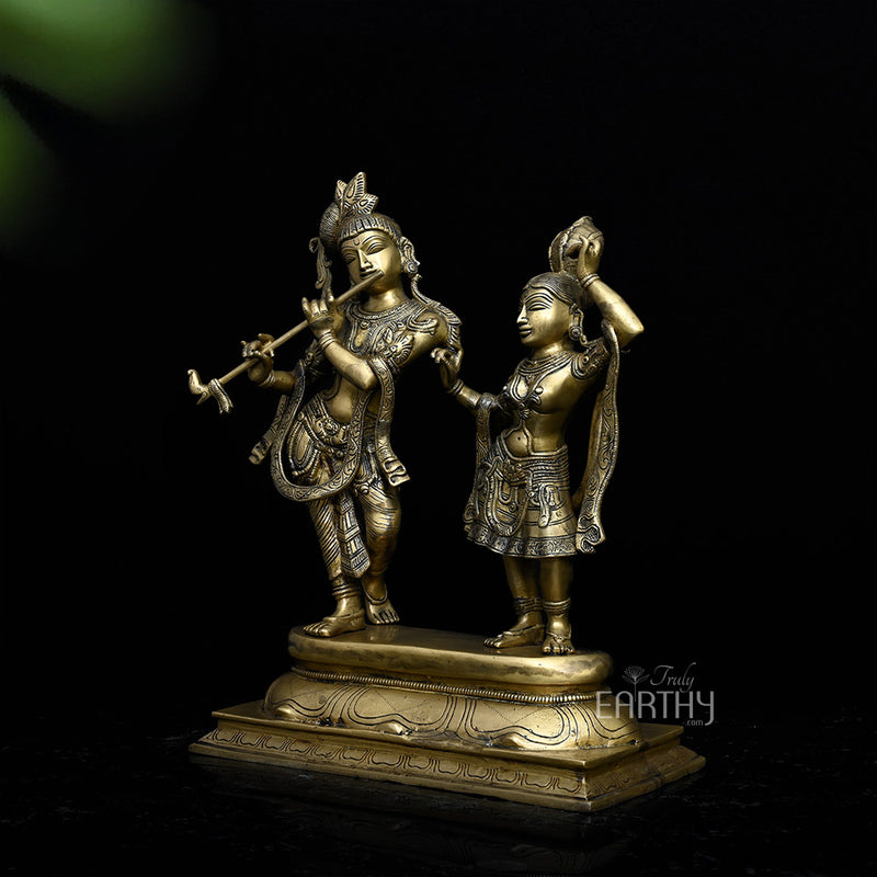 Radha Krishna Sculpture