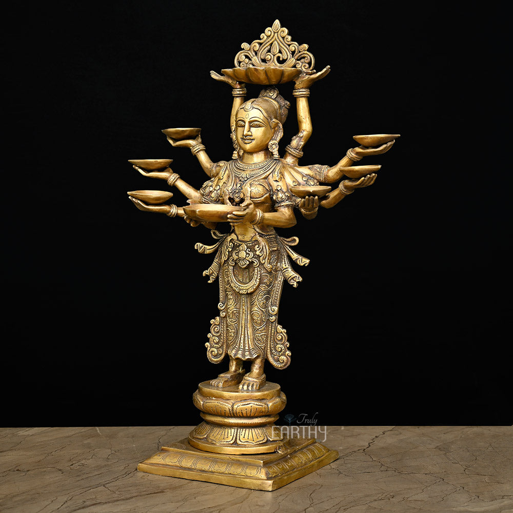 oil lamp, angel 4