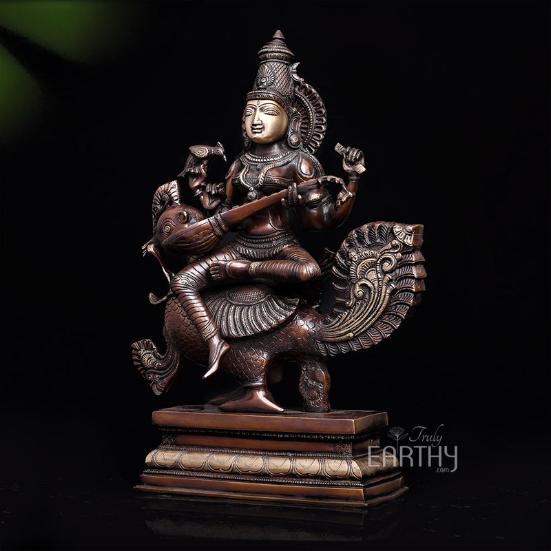 brass saraswati statue 3