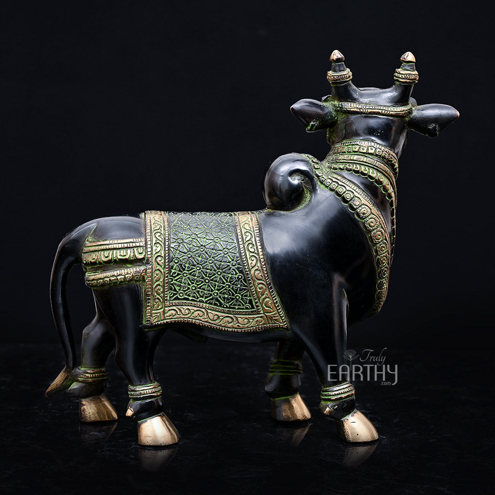 brass nandi statue, ange4