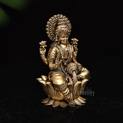 brass dhanlaxmi sculpture_3
