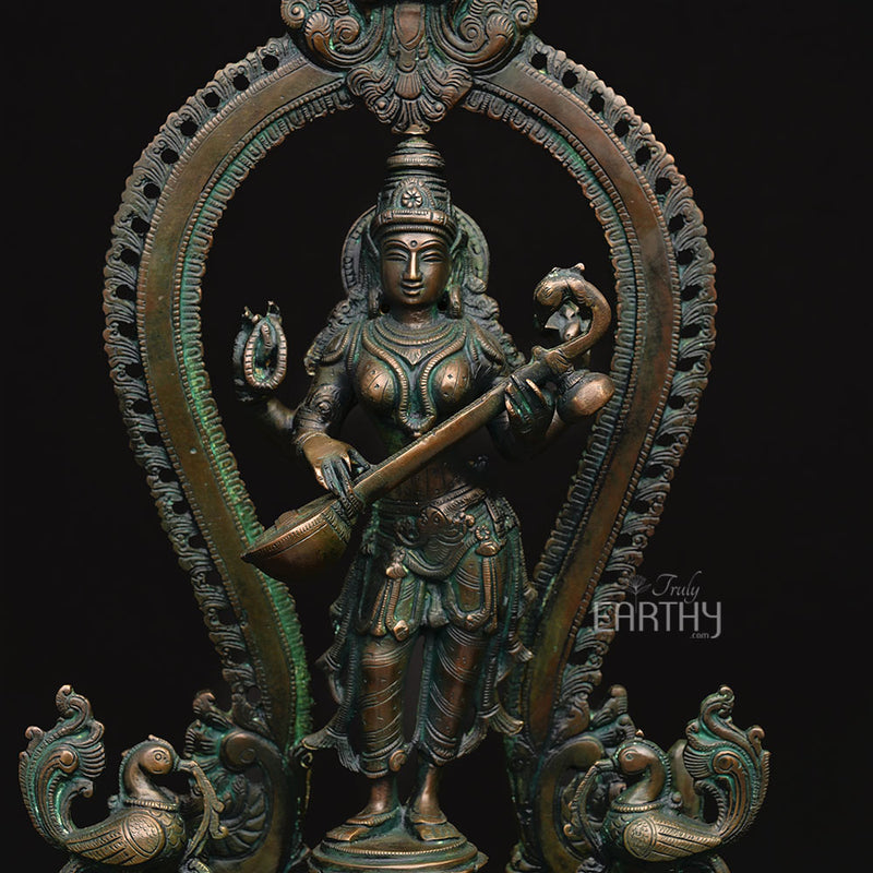 brass saraswati idol_5