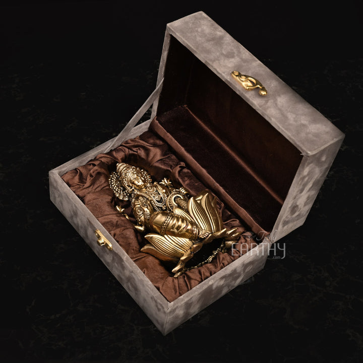 brass dhanlaxmi sculpture_5