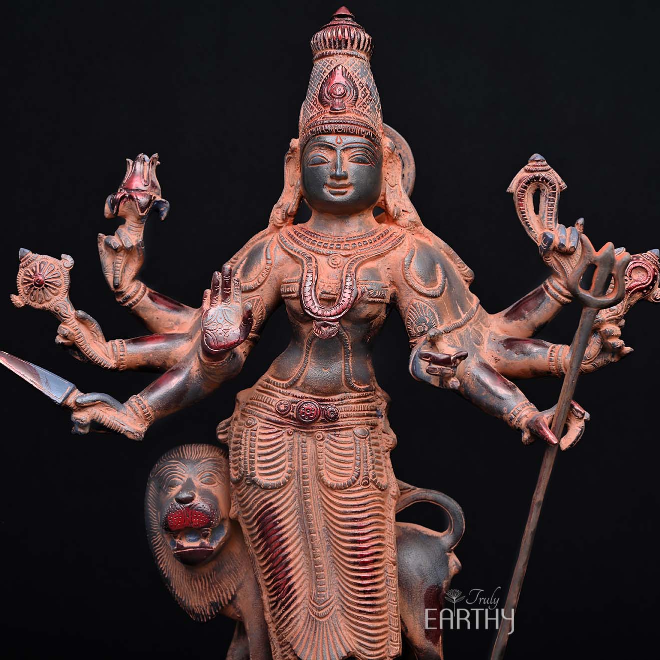 durga statue, closeup