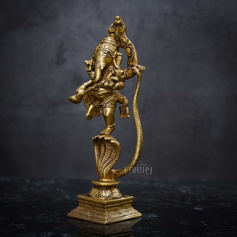 Brass Ganesha on Snake (10.5 inches / 1.6 Kg)