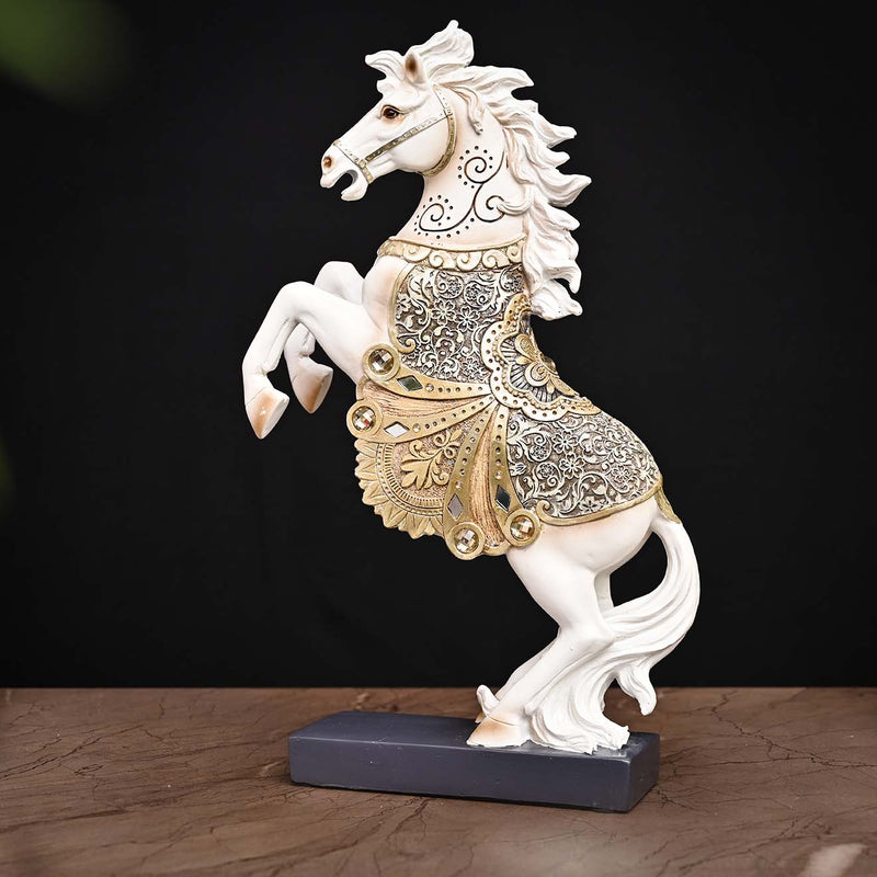 white horse showpiece, angel2