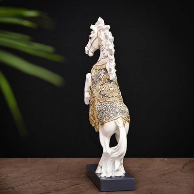 white horse showpiece, angel 4