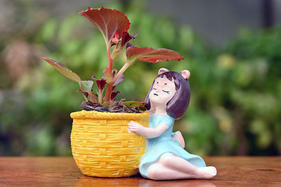 Dreamy Girl Resin Pot (without Plant).