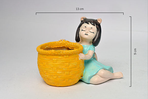 Dreamy Girl Resin Pot (without Plant).