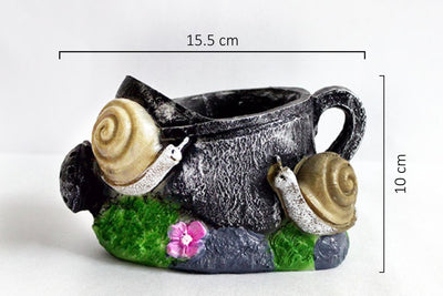 Snail on Cup Resin Pot (without Plant).