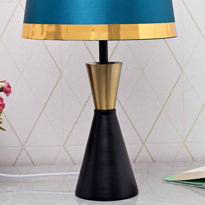 Dark Beauty LED Table Lamp