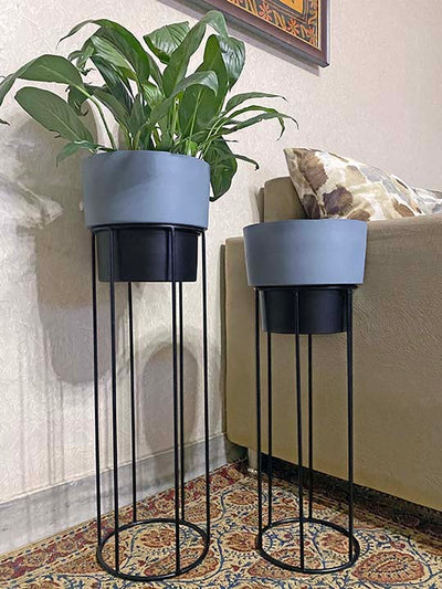 alt="michigan grey black metal planter set"