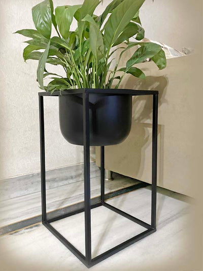 alt="ohio all black metal planter small size"